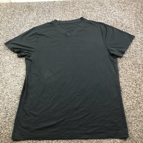 Lululemon Shirt 5 Year Basic V Neck Black Mens Medium - Picture 1 of 7